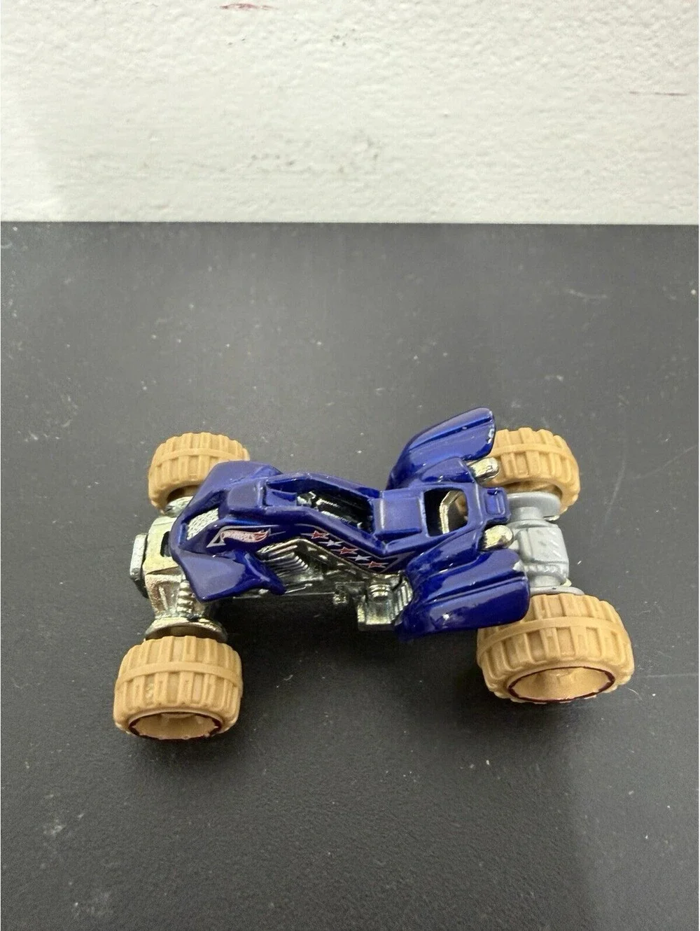 Vintage Hot Wheels Sand Stinger Blue with Tan Tires 2002 Mattel Diecast Loose